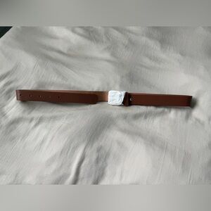 Brown Leather women’s belt with gold hardware